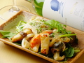 料理メニュー写真 魚貝とキノコのオリーヴオイル焼き