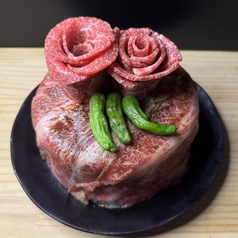 【お誕生日】最高ランクA5和牛肉ケーキ