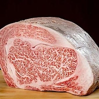 黒毛和牛「梶屋牛」を堪能できます。