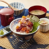 ヒカリ屋の贅沢丼（数量限定）