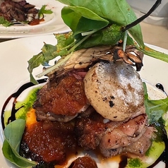 鶏モモ肉の藁焼き