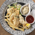 料理メニュー写真&nbsp;自家製タルタルのフィッシュandチップス