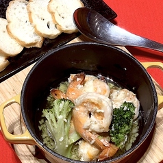 海老とブロッコリーのアヒージョ