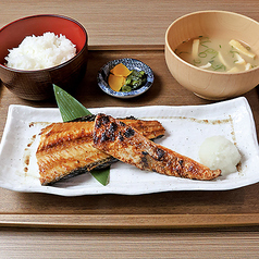 縞ほっけとサーモンハラス定食