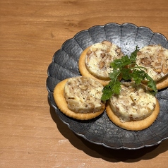 ナッツバターのカナッペ