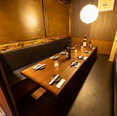 宴会や接待に最適、新宿駅から近いため、帰りも楽！様々なシチュエーションに対応可能な雰囲気自慢の空間♪女子会や誕生日会など各種宴会に最適の空間となっております♪