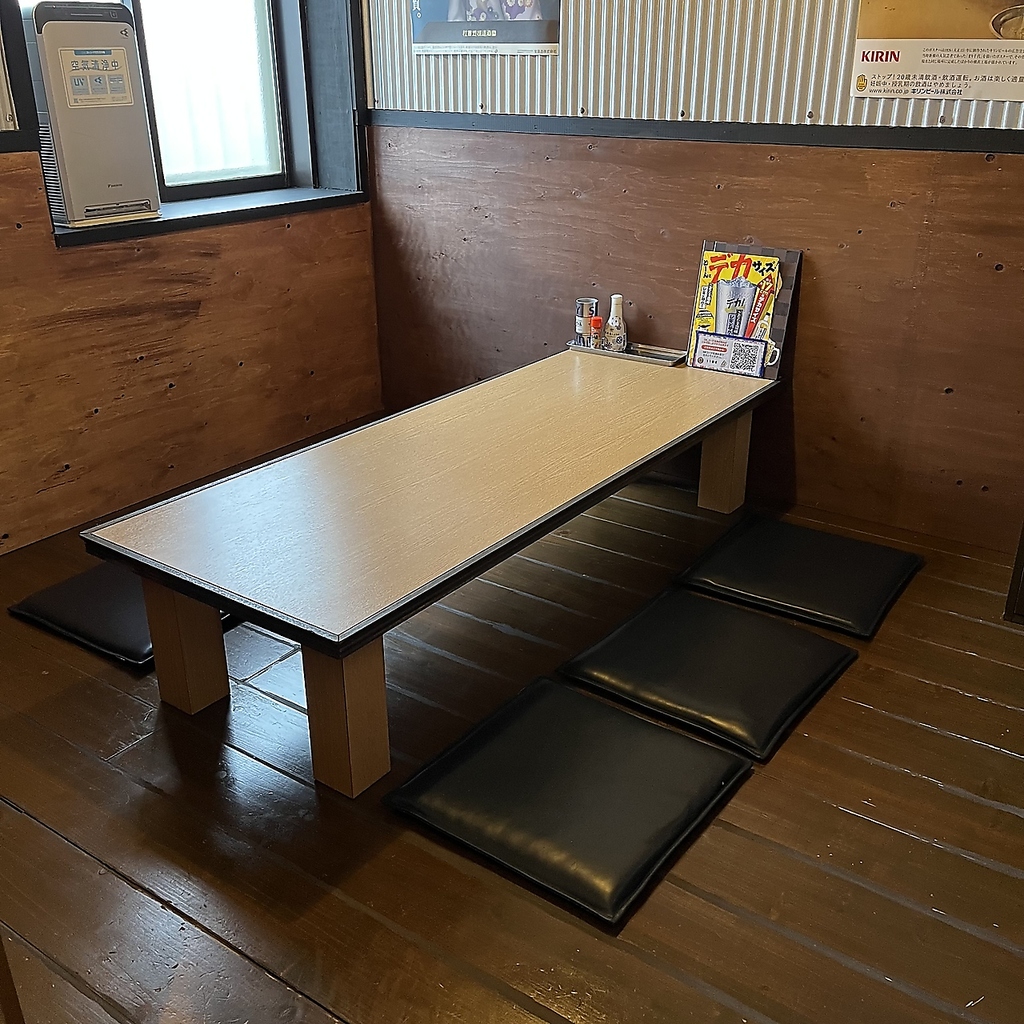 完全個室で過ごす、レトロ感たっぷりの店内でゆっくりお寛ぎください♪