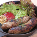 料理メニュー写真&nbsp;羊肉ソーセージ 2本/マメ 腎臓 数量限定　各
