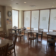 テーブル席2名席