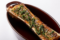 ローステッド ボーンマロー　牛骨髄の香草焼き　　ROASTED BONE MARROW 