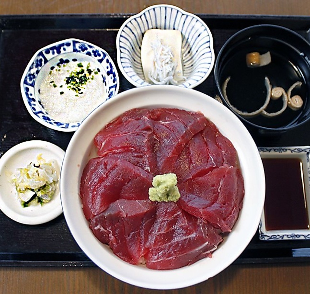 ランチ限定！本まぐろ鉄火丼