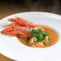 料理メニュー写真&nbsp;バターも薫る海老の酒蒸し