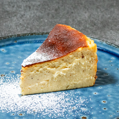 蔵王クリームチーズのとろけるバスクチーズケーキ