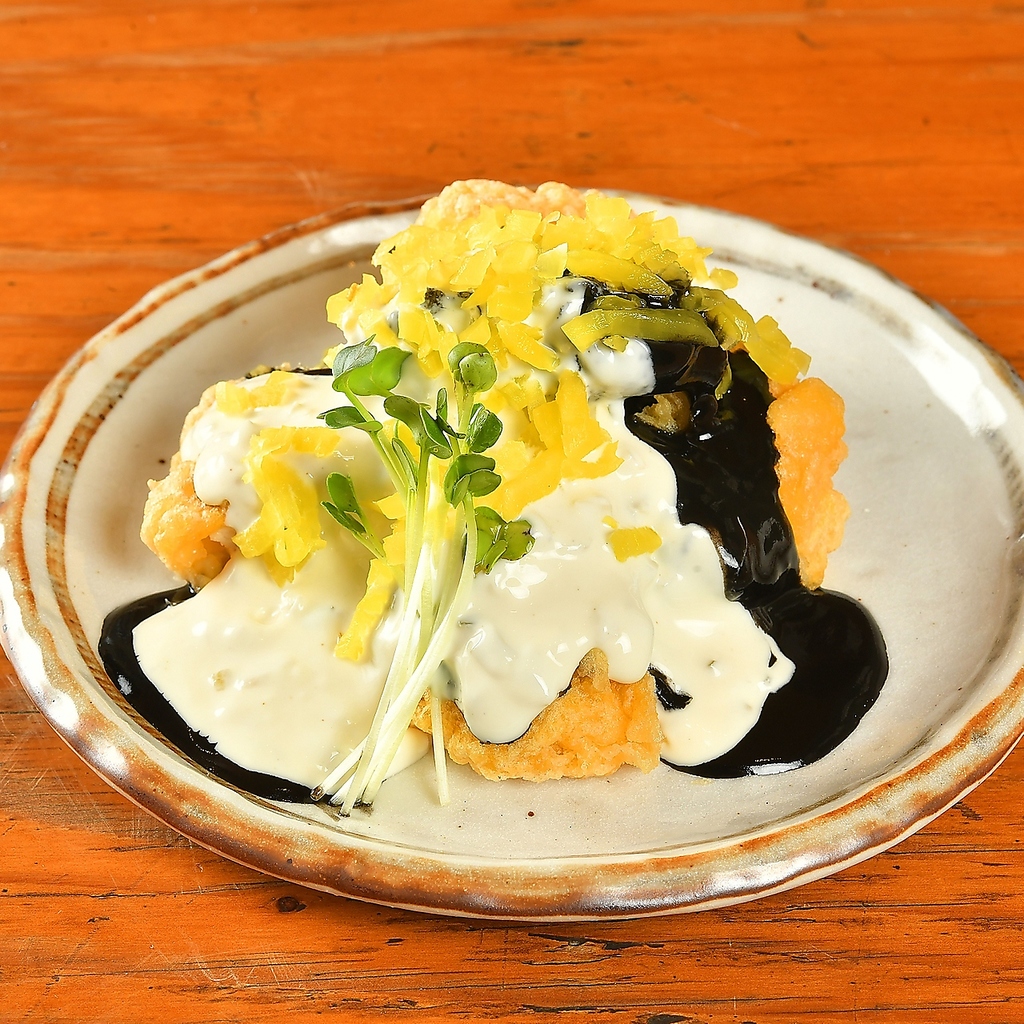 黒酢チキン南蛮や鶏唐揚げ、ポテトフライなど揚げ物も充実♪