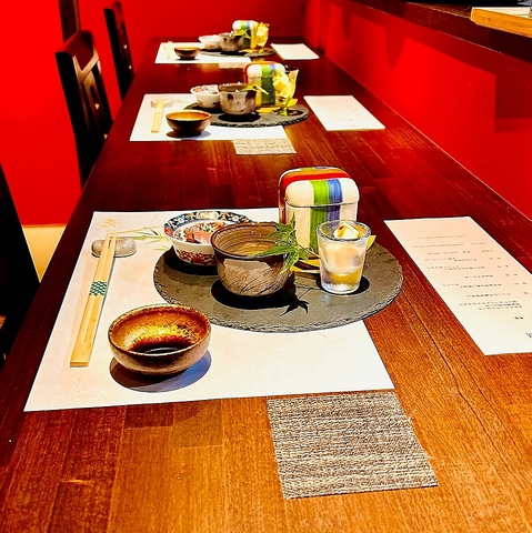 厳選した金沢の食材を贅沢に使用！和モダンの落ち着いた空間で特別なひと時に。