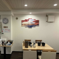 気軽にご利用いただける4名様席を多数ご用意しています。ご友人やご家族とのお食事にもおすすめです◎美味しいお食事をご用意してお待ちしています♪