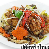 プーパップリクタイダム(ソフトシェルクラブ黒胡椒炒め)