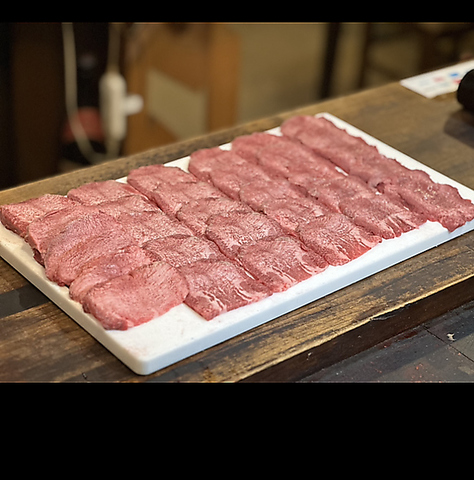 知多・東海市で随一のお酒を誇るもつ・やき亭！お肉もお酒も絶品物ばかりです！