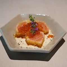 サーモンの親子レアカツ