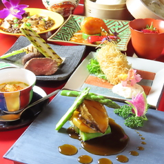 旬をしっかり感じる中華会席料理をご提供。