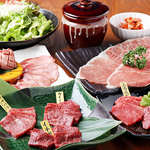 夜のコースも3種類ご用意。飲み放題はアルコール＋1100円、ノンアルなら660円！