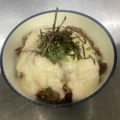 とろろ牛タン丼