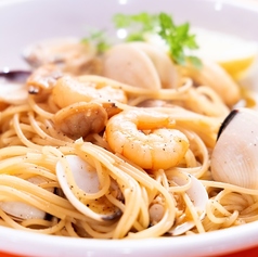 パスタは最高級の乾麺を使用の写真