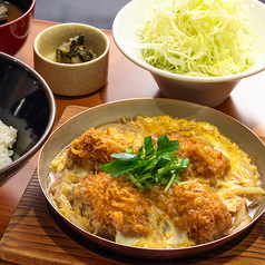 牡蠣フライ卵とじ丼