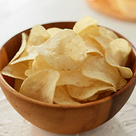 軽食もあるので、ゆっくりおつまみもお楽しみください