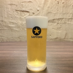 《サッポロ 黒ラベル 樽生》グラスビール