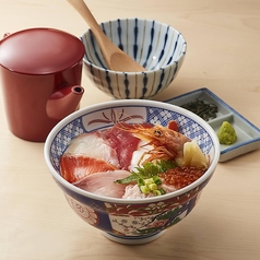  本日の産直鮮魚の海鮮丼