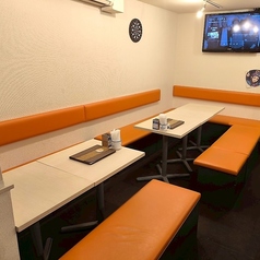 ゆったりと過ごせるソファーテーブル席で、気軽にくつろぎながら自慢のハンバーグやパスタをご堪能ください♪