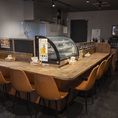 お一人様でのお食事やデートなど、充実したお時間をお過ごしいただけます。