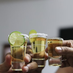 BAR R25 バーアールニジュウゴの特集写真