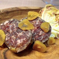 マチェレリア風生サラミ