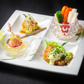 料理メニュー写真&nbsp;【前菜】 旬の食材を使用した4種の前菜プレート