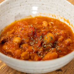 イカと牛すじのトマト煮込み(玉ねぎ麹)