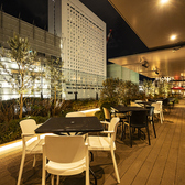 御堂筋に面した開放的なテラスを併設しており、アコースティックライブや夜祭りなどのイベント開催に加え、手ぶらで楽しめるＢＢＱスペースも♪