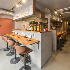 カウンター席９席