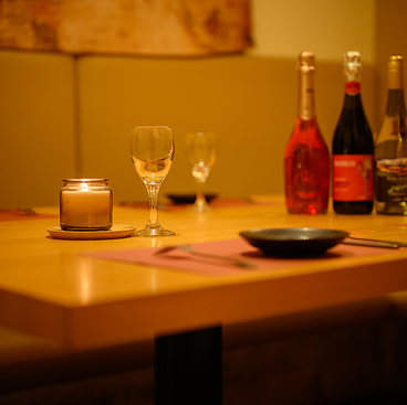 個室UMIバル×肉酒場 310 秋葉原店の雰囲気1