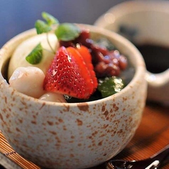 村上緑茶アイスの白玉クリームあんみつ