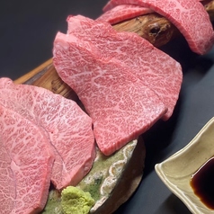 上質な脂を堪能できる。飛騨牛の旨みに舌鼓
