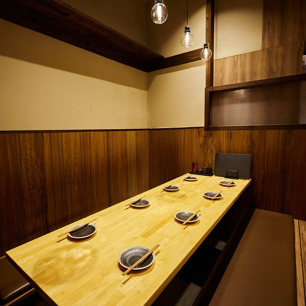 ★2025年6月9日OPEN★最大30名様が同時着席可能なお席やカウンター席に個室まで!!ご予約大歓迎！