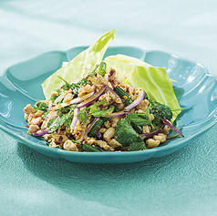 鶏挽き肉のスパイシーハーブ和え