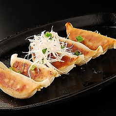 鉄板焼き餃子