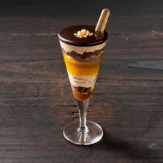  大人のパフェ オペラ(ALC:37% inc.)