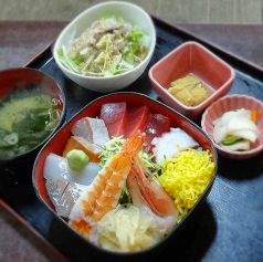 丼物の美味しさを引き立たせる銀シャリ