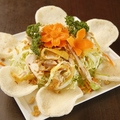 料理メニュー写真&nbsp;鶏肉とキャベツサラダ