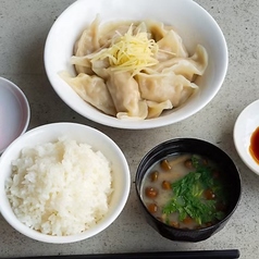 八方餃子の特集写真