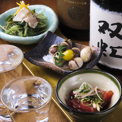 日本酒・あてになるお料理を豊富にご用意♪